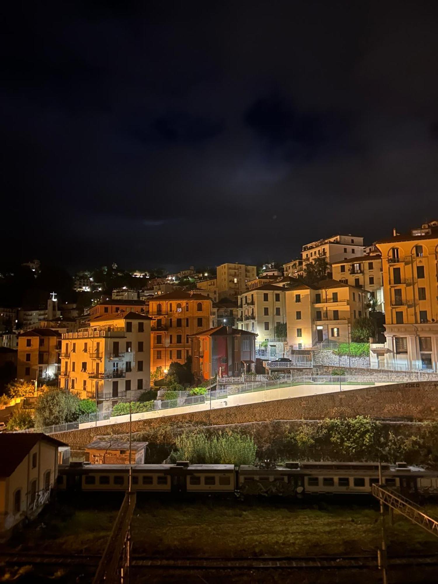شقة Ceka House لا سبيتسْيا المظهر الخارجي الصورة